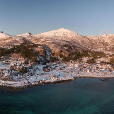 Skagi Bed & Lodge Skaland Екстер'єр фото