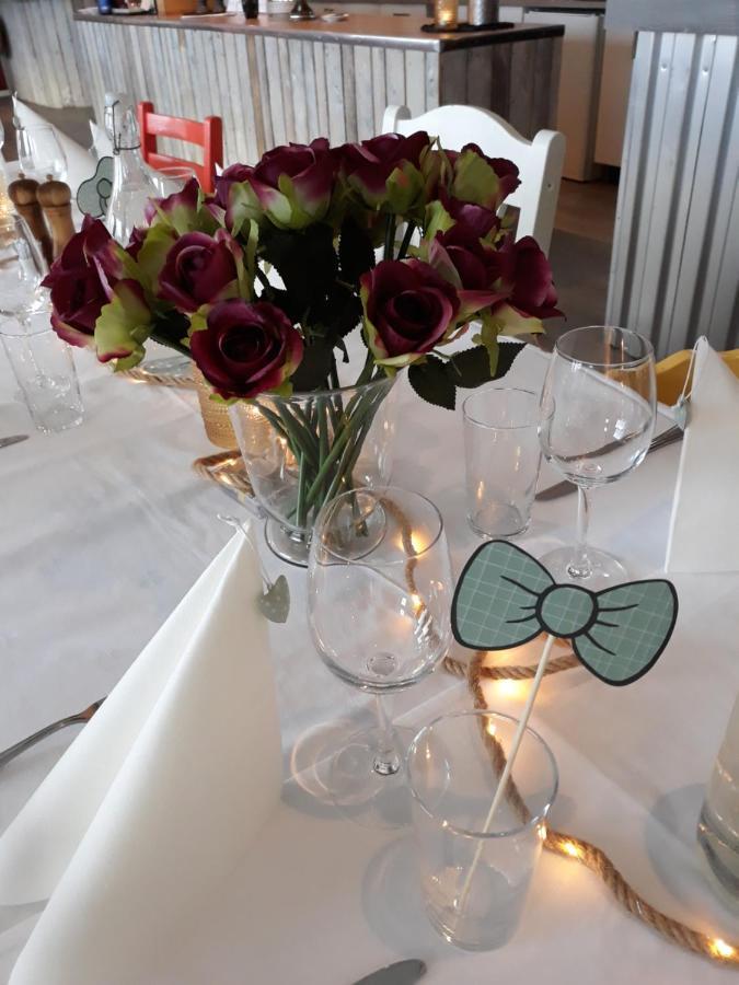 Skagi Bed & Lodge Skaland Екстер'єр фото