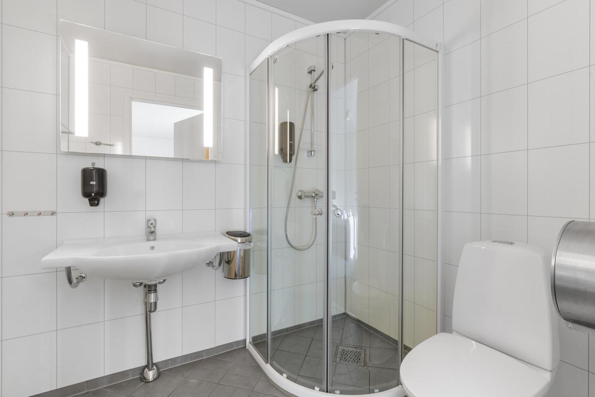 Skagi Bed & Lodge Skaland Екстер'єр фото
